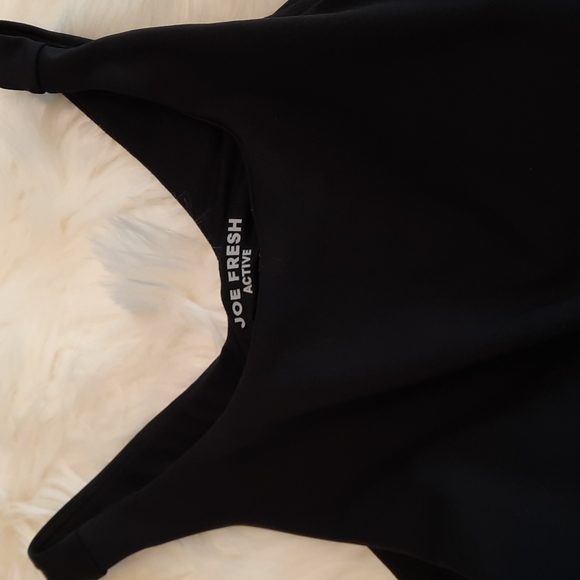 Nora Cora shorts & Joe Fresh top - Picture 6 of 10